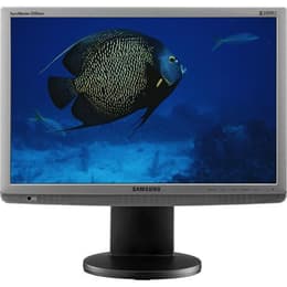 22-inch Samsung SyncMaster 2243WM 1680 x 1050 LCD Monitor Black