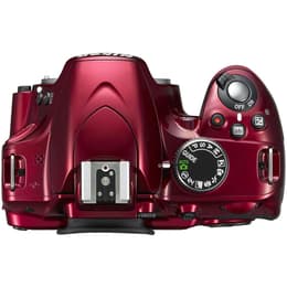 Reflex D3200 - Red + Nikon Nikkor AF-S DX 18-55mm f/3.5-5.6G VR f/3.5-5.6