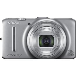 Nikon Coolpix S9300 - Phantom silver + Nikon Nikon Nikkor 18x Wide Optical Zoom 25-450 mm f/3.5-5.9 ED VR