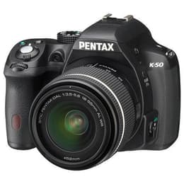 Reflex K-50 - Black + Tamron smc DA 18-55mm F3.5-5.6 AL WR + AF 18-200mm F/3.5-6.3 XR Di II LD Aspherical (IF) Macro f/3.5-5.6 + f/3.5-6.3