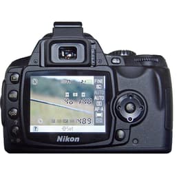 Reflex - Nikon D40 Black + Lens Nikon AF-S DX Nikkor 27-82.5mm f/3.5-5.6G ED II